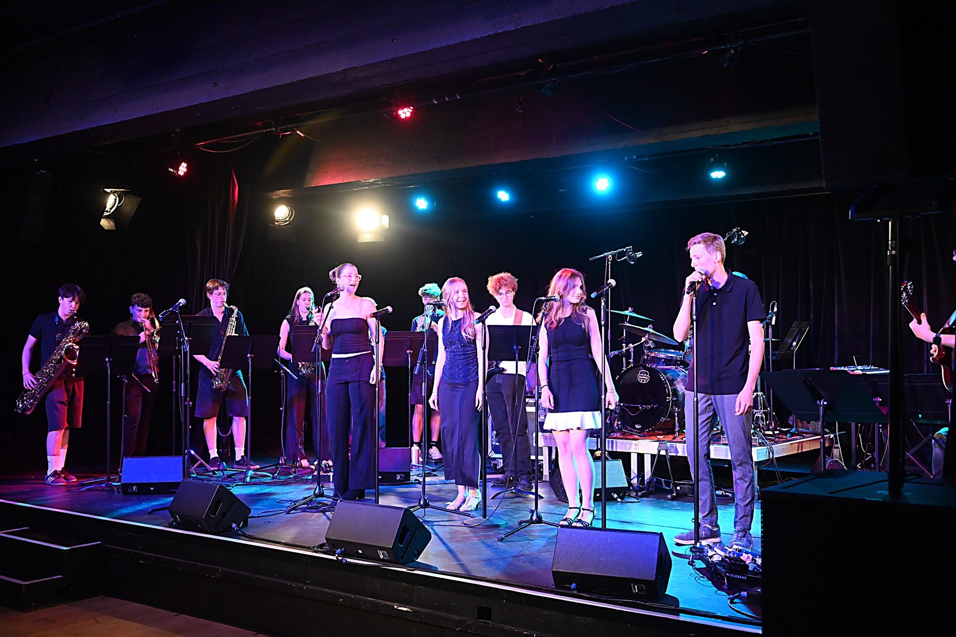 2026 05 22 AMG Schulband SteveFriends" musik konzert tufa großer saal beginn 19:30 uhr AMG copyright amg